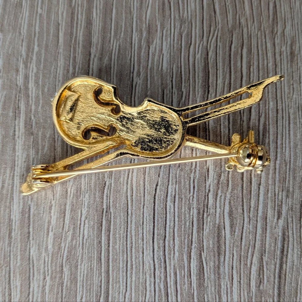Vintage Music Violin Brooch / Pin Gold Color With Rhinestones